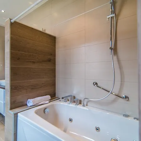 بيت ضيافة Milohanic Luxury