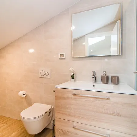 Milohanic Luxury 4*