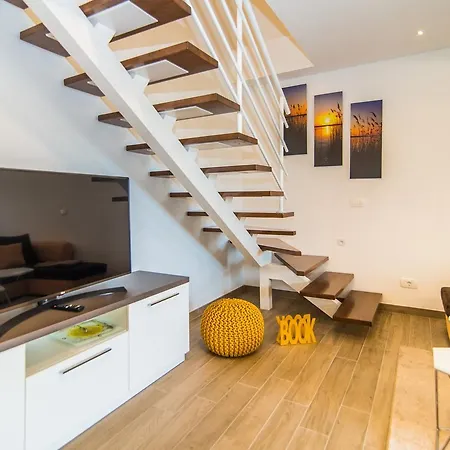 ゲストハウス Milohanic Luxury 4*