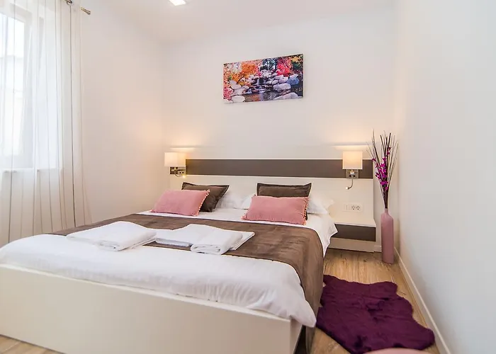 Milohanic Luxury בית הארחה