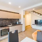 Pensión Milohanic Luxury 4*