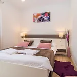Milohanic Luxury Pensión