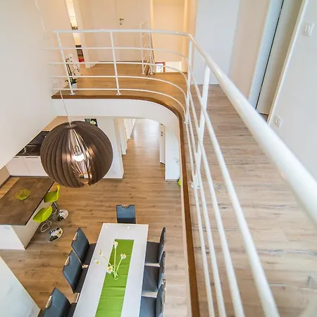 Milohanic Luxury Πανσιόν 4*
