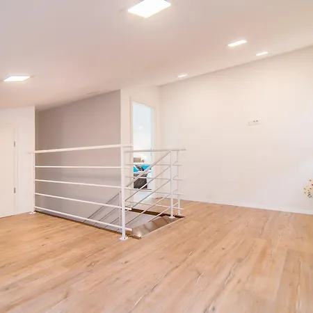 招待所 Milohanic Luxury Apartments 波雷奇